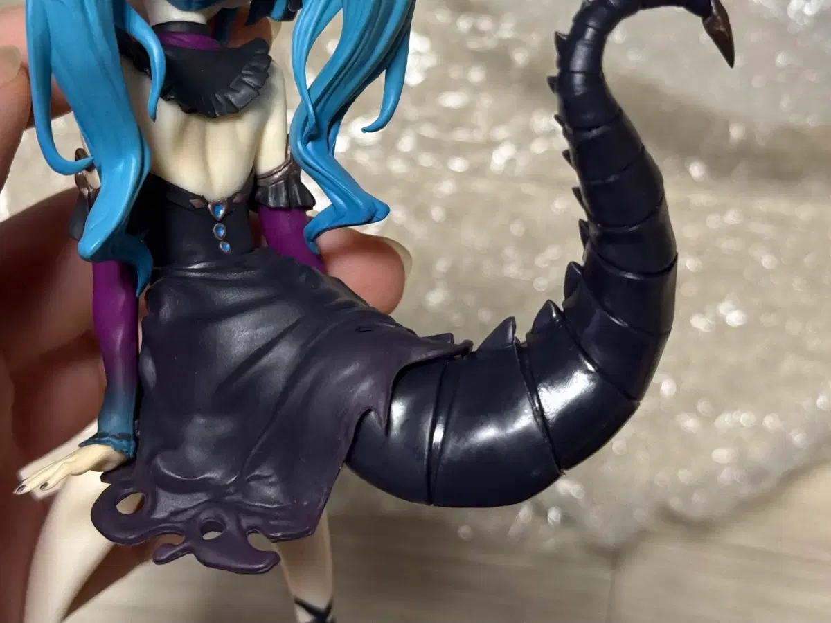 thumbnail-5